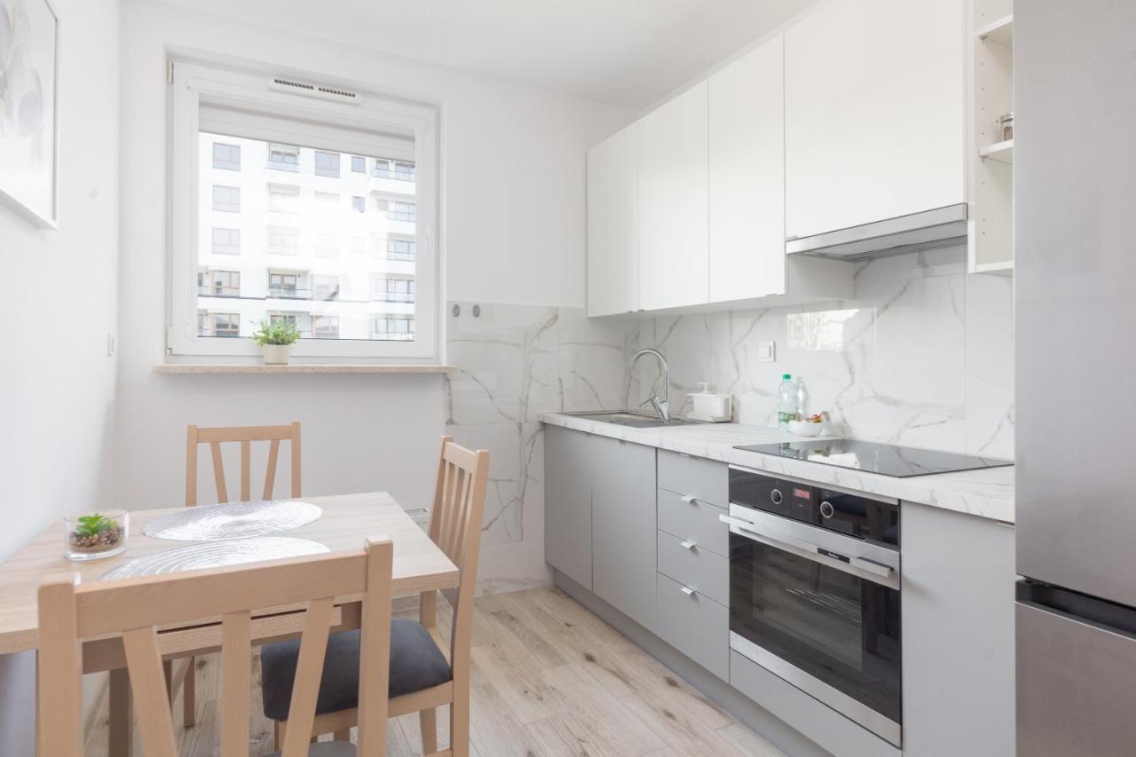 Metro Targowek Homely Apartment Varšava Exteriér fotografie